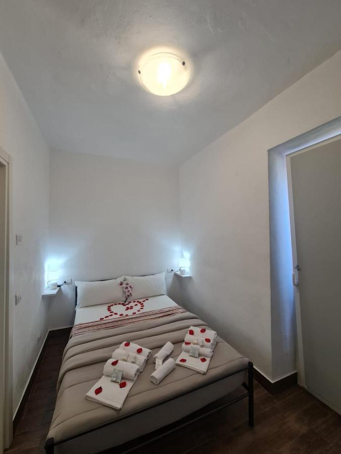 Curti Granda Hotel Rescaldina Bagian luar foto