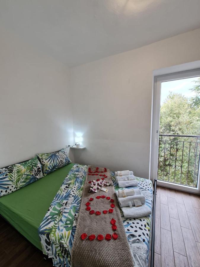 Curti Granda Hotel Rescaldina Bagian luar foto