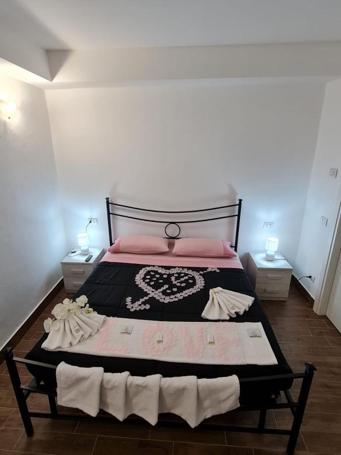 Curti Granda Hotel Rescaldina Bagian luar foto