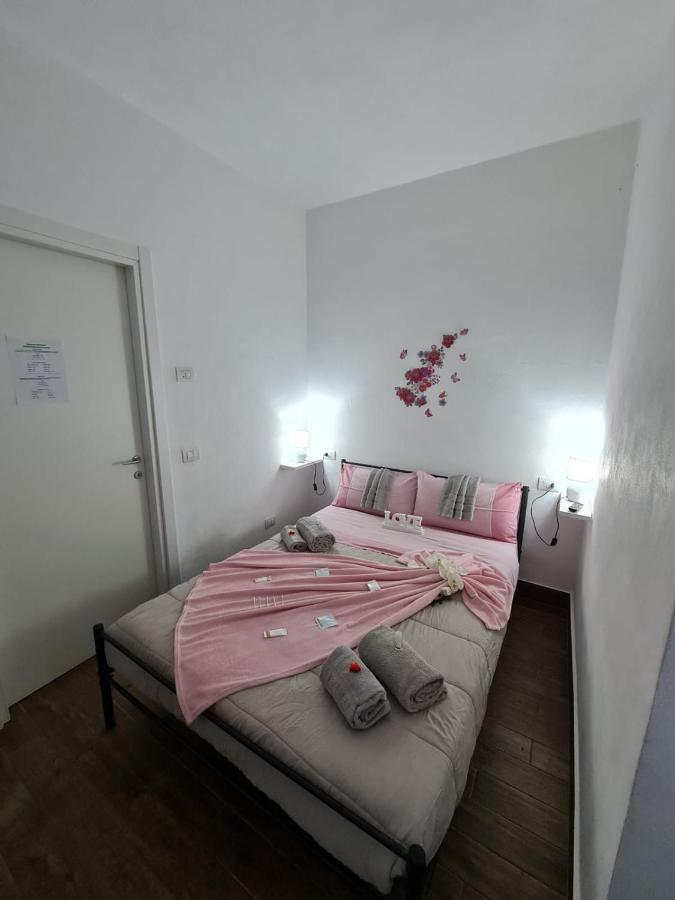 Curti Granda Hotel Rescaldina Bagian luar foto