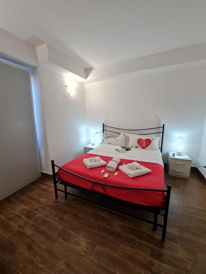 Curti Granda Hotel Rescaldina Bagian luar foto